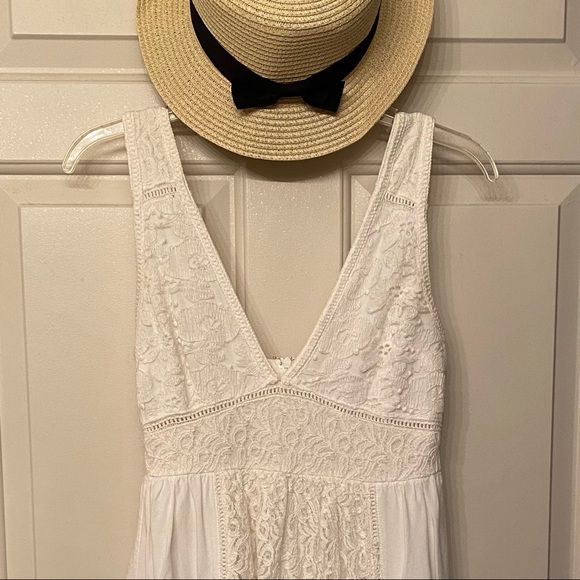 IN THE BEGINNING WHITE•LACE•SUNDRESS•DRESS•SHORT DRESS•EMPIRE WAIST•DEEP V•SMALL - Picture 13 of 13